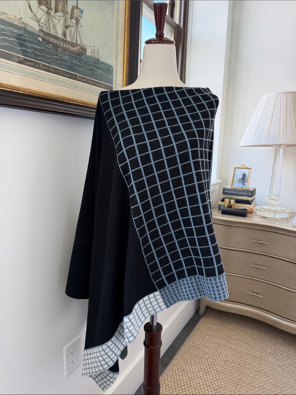 Curio Graphic Shrug OS